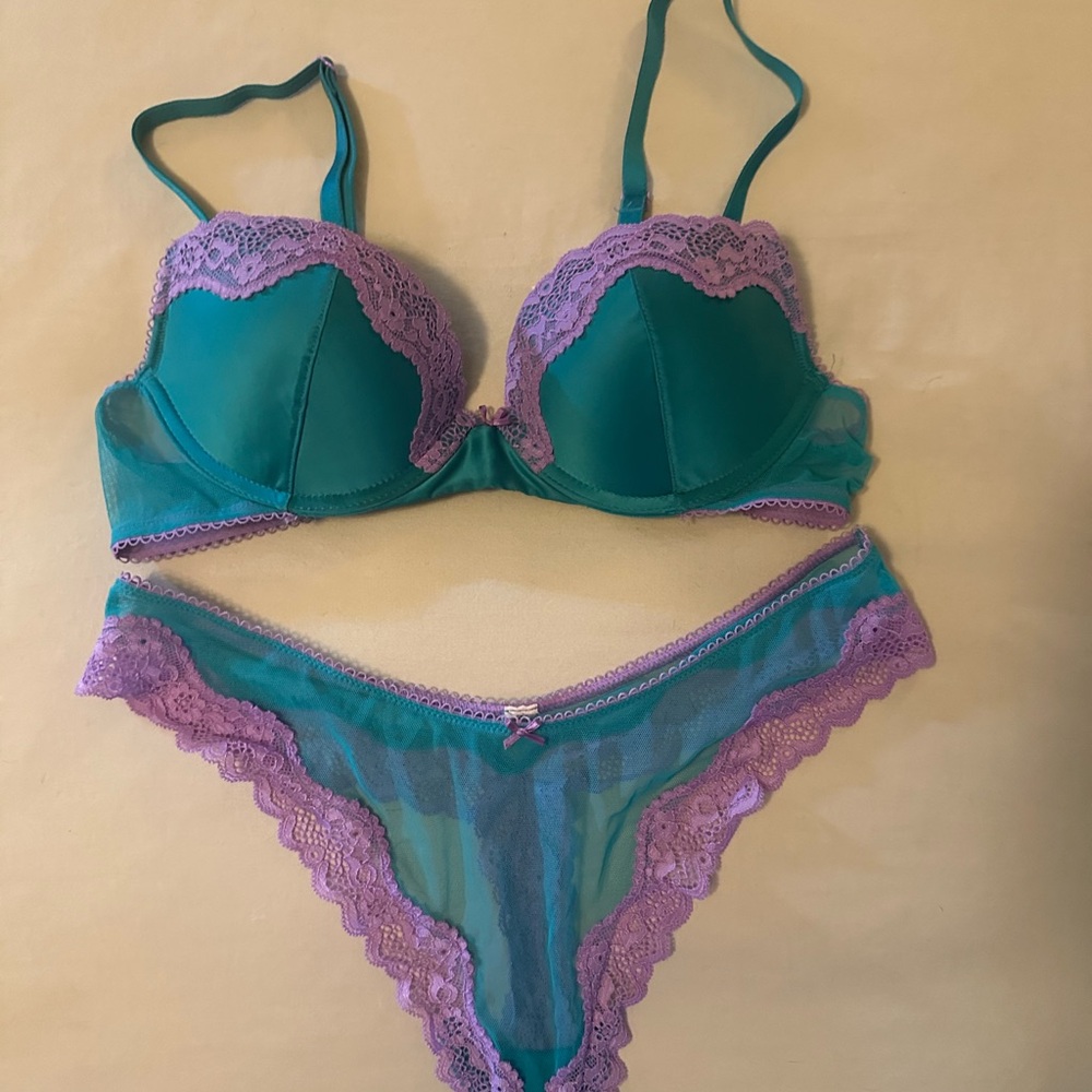 Victoria's Secret Tease Teal and Lavender Lace Bra Set